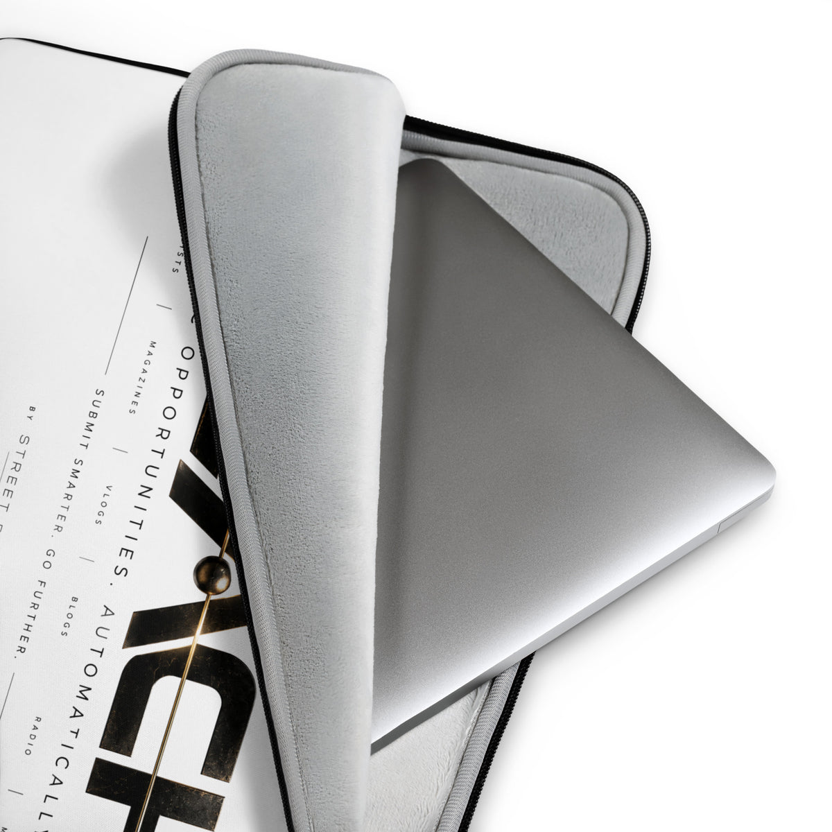 Reach Laptop Sleeve, 13-inch size, detail view