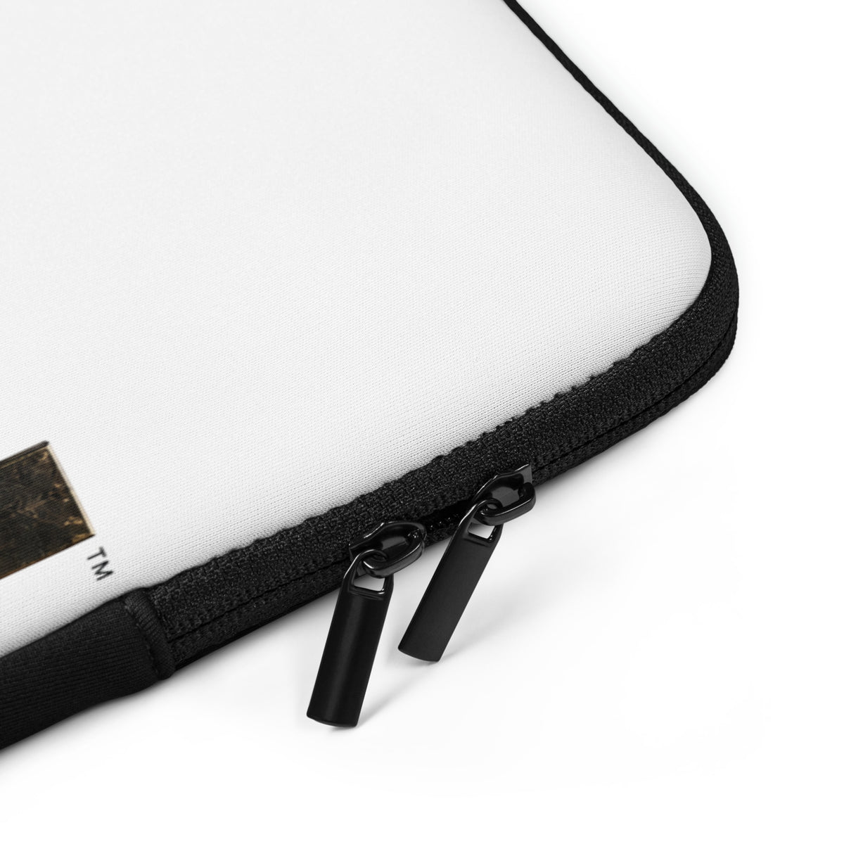 Reach Laptop Sleeve, 15-inch size, second detail view
